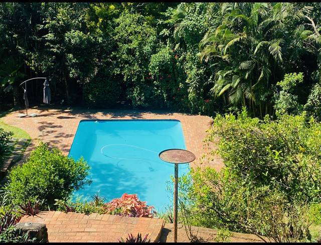 6 BEDROOM HOUSE FOR SALE IN BEVERLEY HILLS
